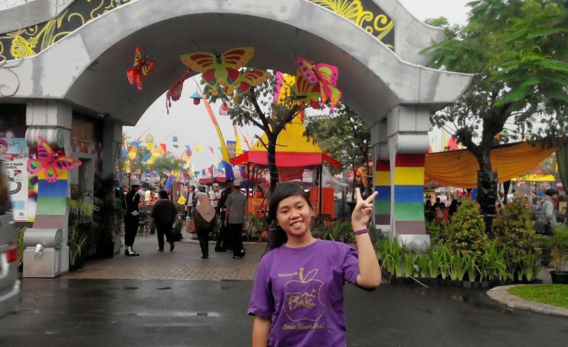 Pasar Senggol Summarecon Mal Bekasi