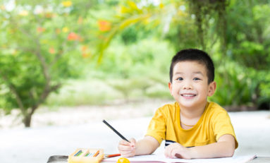 Tips Mudah Membantu Anak Belajar Menulis