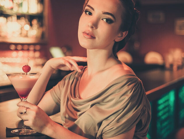 Makna Memakai Cincin Berlian Wanita Bagi Wanita