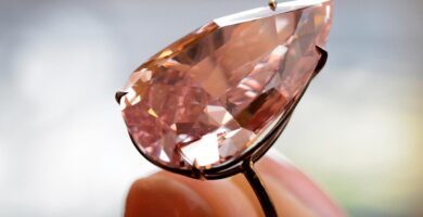 Pesona Fancy Diamond Sebagai Perhiasan Berlian Langka