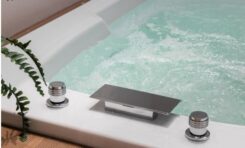 5 Fitur Utama Whirlpool Bath untuk Spa Eksklusif di Rumah