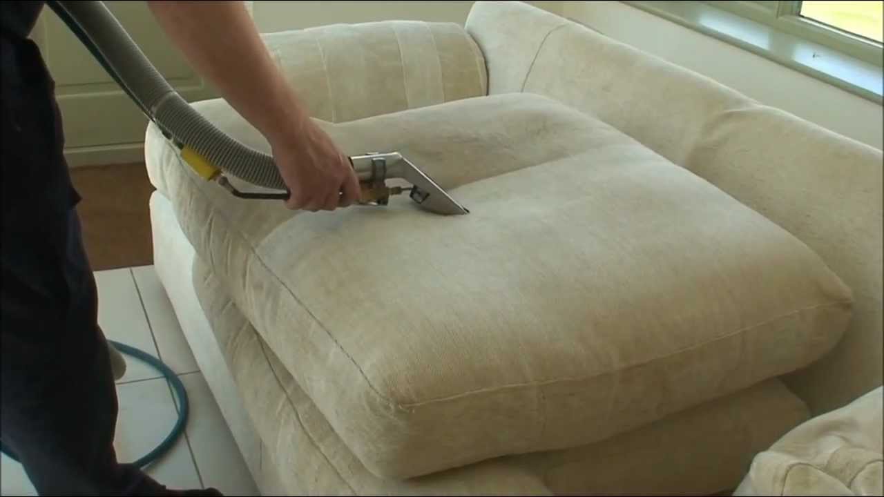 Kapan Dan Bagaimana Sofa Harus Dibersihkan?