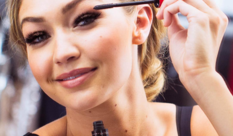 Memperindah mata dengan Eyeliner Maybelline